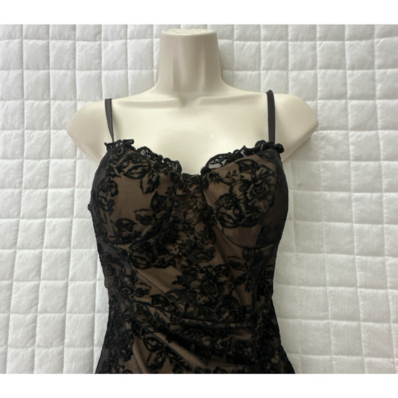 INVITEE Dress Womens Medium Black Lace Bodycon Sheath Sexy Cocktail Coquette - Picture 3 of 14